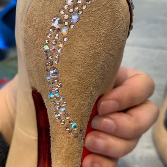 High heels - Picture 5 of 6